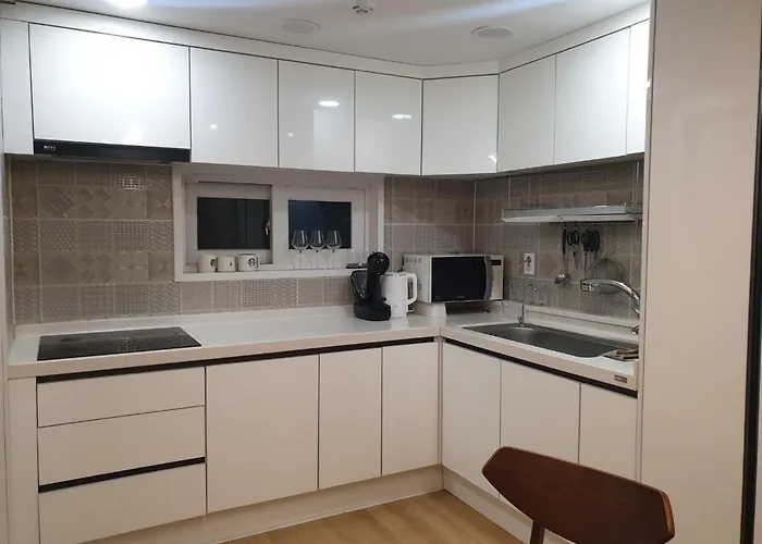 Apartamento Bukhansan View, Hanok Village Goyang Kintex Adjacent Seul